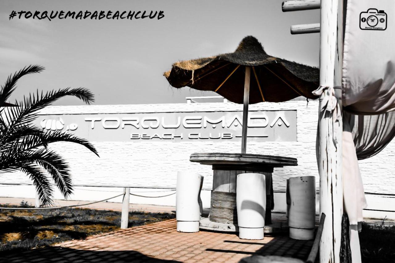 Torquemada Beach Club Margherita Di Savoia Buitenkant foto